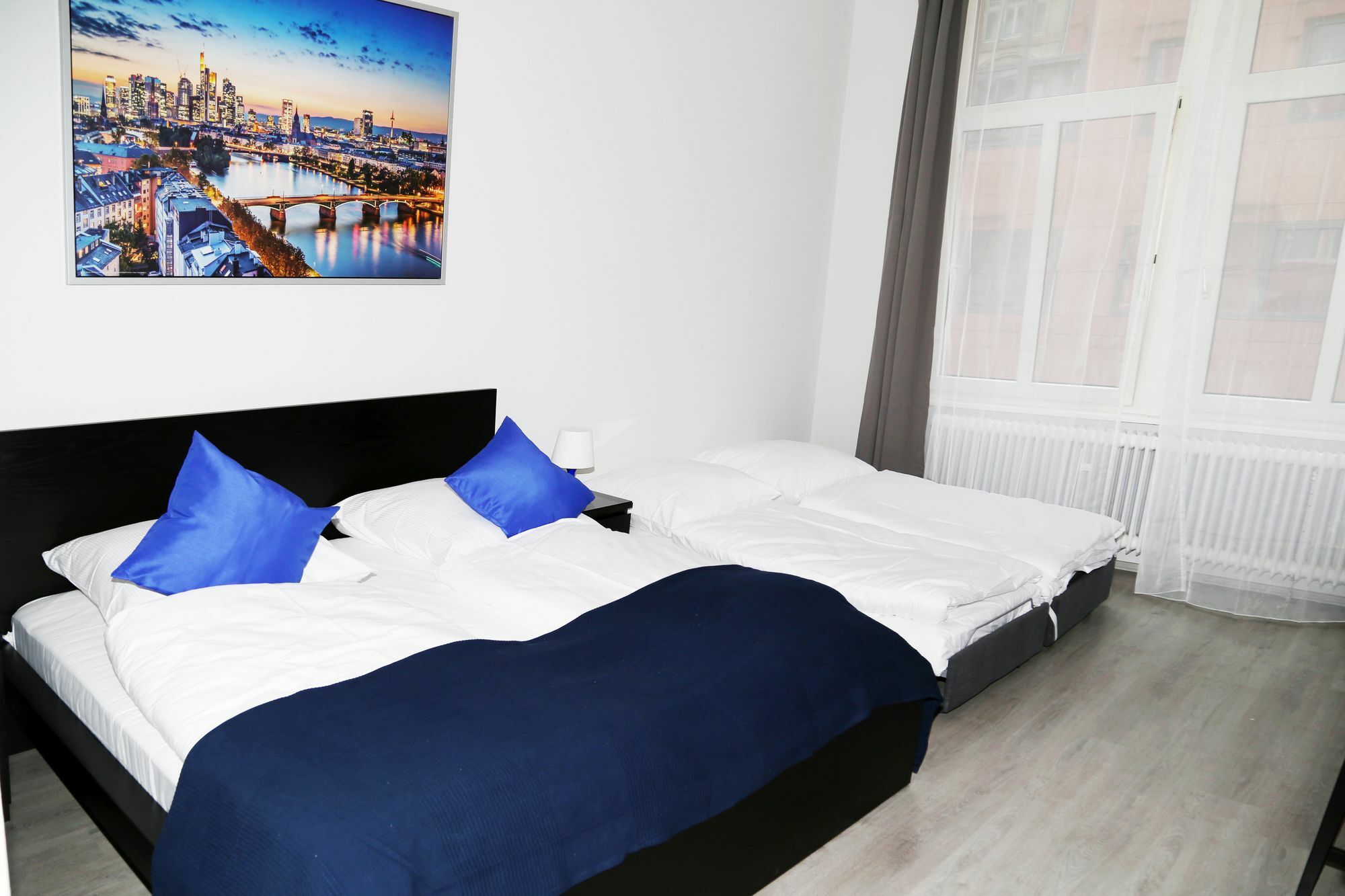 Main Hotel Frankfurt City Франкфурт-на-Майне Экстерьер фото